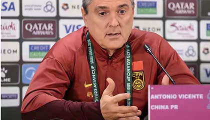 真的？曝安东尼奥有望接手国足，冲击2030世界杯|U23|邵佳一|亚洲杯|中国男足|国足主帅_新浪体育_新浪新闻