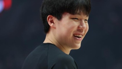 开云平台-杨瀚森分享驾照考试小趣事 称已购入宝马X5代步