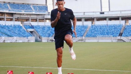 开云体育网站-洛佩斯自曝已与海港解约：下一站还想留在亚洲联赛