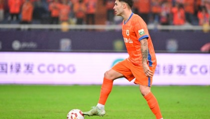 开云体育网站-媒体人：泰山队解套洛佩斯，为外援引进和内援出场打开了空间