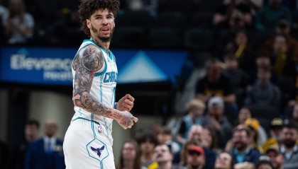 开云体育网站-今天不浪今天准！三球首节出战9分钟 7中5&amp;三分4中3砍13分2助