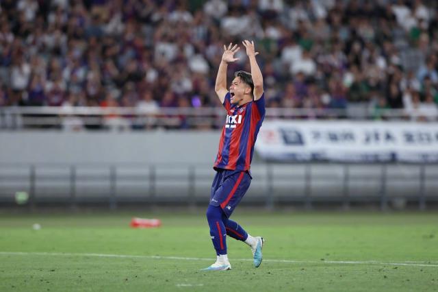 1713165715113000108.jpg 003Hsuiugy1hg3pao58smj61kw11y16c02.jpg